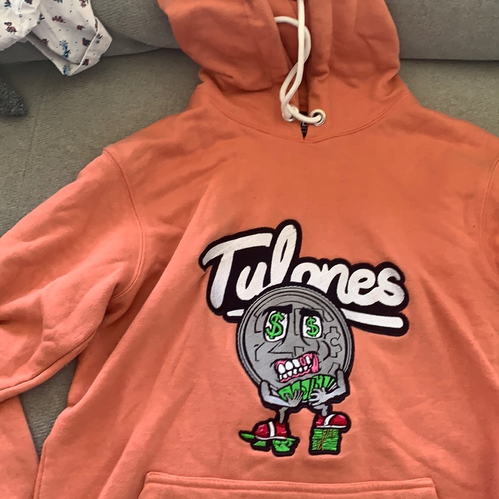 Hoodie shirt